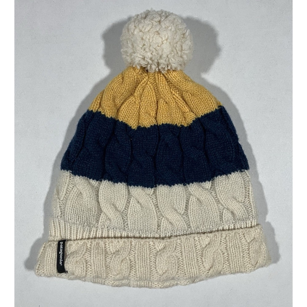 Patagonia Wool Pom Beanie Womans One Size Cable Knit Ski Hat Winter Snow 28975